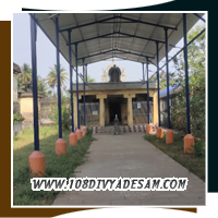 Perumal Blessing Wearing Salagrama Garland at Thiru Kazhiseerama Temple